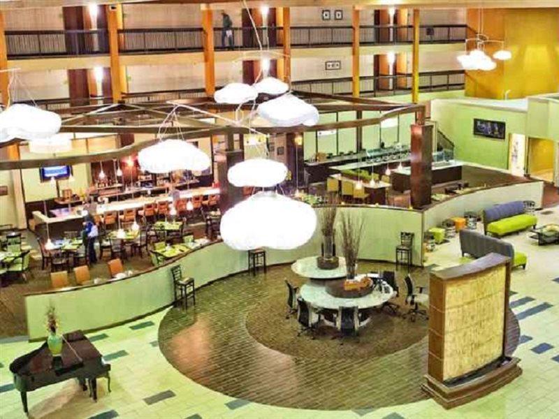 The Clarion & Conference Center Hotel 3*