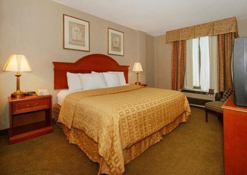 Hotel The Clarion & Conference Center Columbus